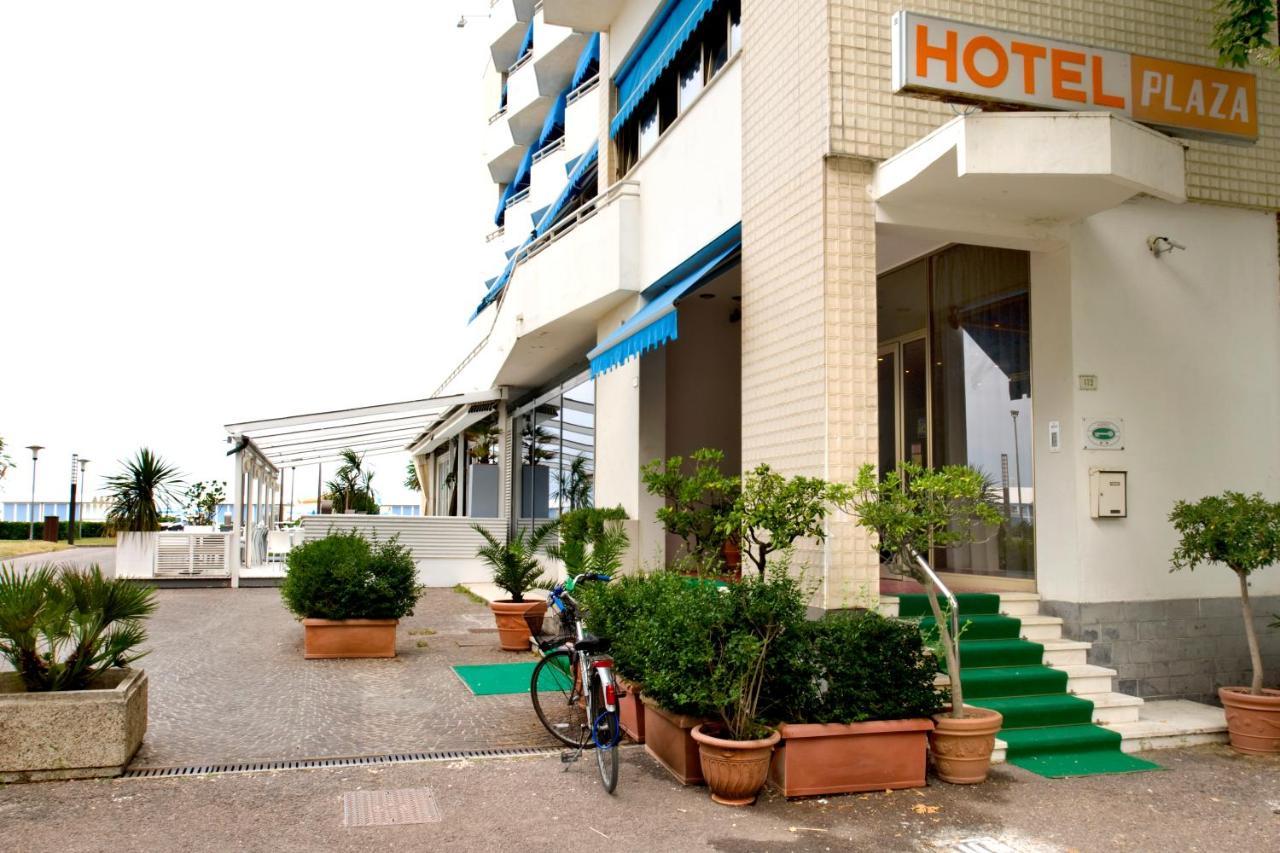 Hotel Plaza Fano Exterior foto